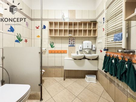 Dom pod działalność usługową - Wynajem - Zdjęcie 3