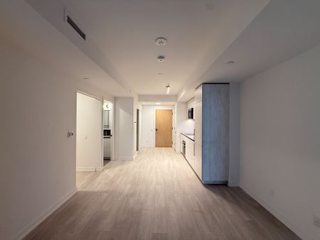 For Lease - 35 Parliament Street, Toronto, Ontario - Photo 2