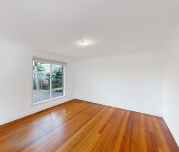 3/11 Balloan Street, Coburg VIC 3058 - Photo 3