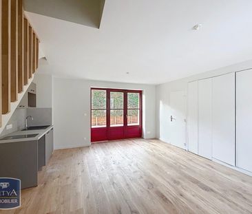 Location Appartement 2 pièces 46m² CHARBONNIERES LES BAINS 69260 - Photo 4