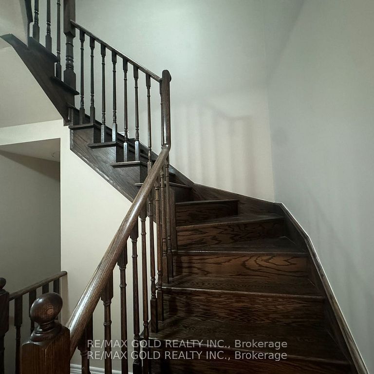For Lease - 244 Sky Harbour Drive, Brampton, Ontario - Photo 1