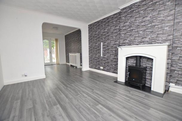 3 bedroom terraced house to rent - Photo 1