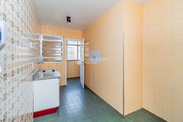Apartamento com 2 quartos e 80m² para alugar em Cristal, Porto Alegre. - Foto 1