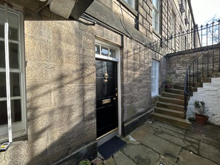 Howard Place, Inverleith, Edinburgh, EH3 5JY - Photo 2