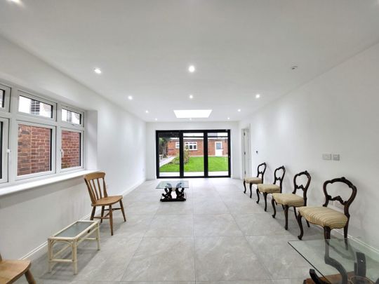 Ealing, W13, London - Photo 1