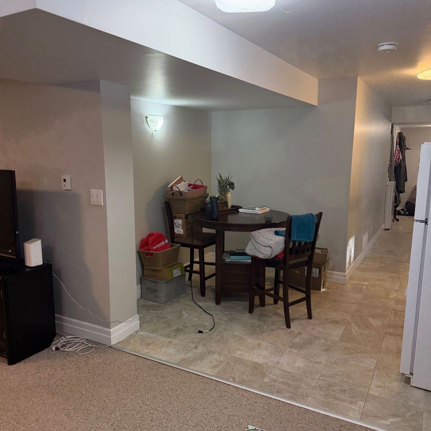 For Lease - 3178 Oak Street Unit# Lower, Innisfil, Ontario - Photo 1