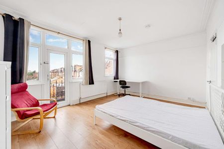 4 bedroom terraced house to rent - Photo 4