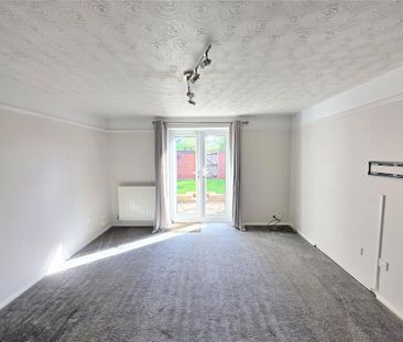 2 bedroom semi-detached house to rent - Photo 2