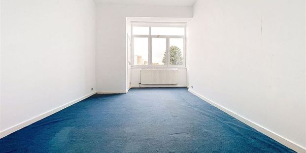 Appartement te huur in Sint-Jans-Molenbeek voor € 750 met 1 slaapkamer - Photo 1