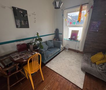 1 Bed Flat, Royal College St, NW1 - Photo 3