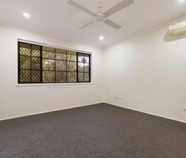 Freshly Updated Three-Bedroom Home in Quiet Keperra Street - Photo 2