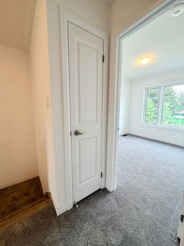 For Lease - 493 Jack Wilford Way, Woodstock, Ontario - Photo 2