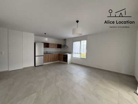 Location Appartement 2 pièces 51m² BRENTHONNE 74890 - Photo 3