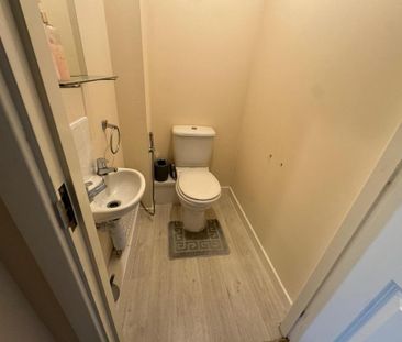 3 bedroom townhouse to rent - Photo 6