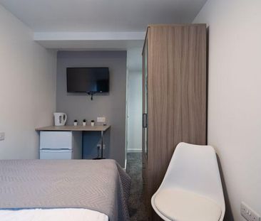 Mixed use to rent - Photo 5