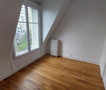 location Appartement T2 DE 29.9m² À PARIS - Photo 2