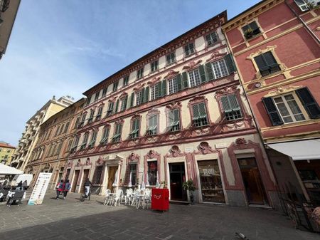 Quadrilocale piazza Sant'agostino 59, Centro Storico, La Spezia - Photo 5