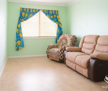 Beautiful Family Home Packed With Features â Donât Miss Out! - Photo 6