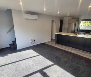 Stylish, Easy-Care Living Close to the City - Photo 2