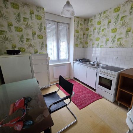 Location Appartement 2 pièces Meublé 41m² LE CREUSOT 71200 - Photo 3
