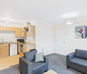 Alexandra House, Pillowell Drive - Photo 1