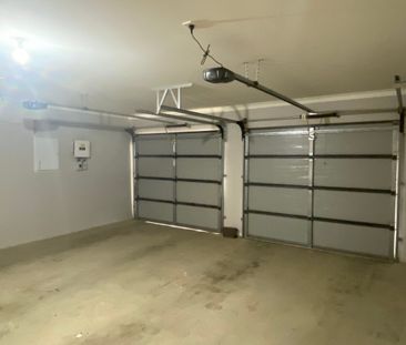 Near New 4 Bedder House just listed! - Photo 6