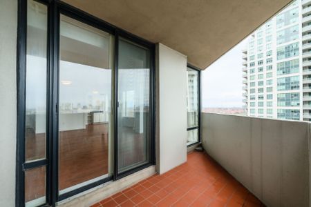 For Lease - 350 Rathburn Road Unit# 1008, Mississauga, Ontario - Photo 5