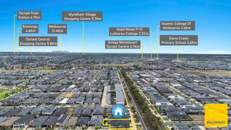 Elevate Your Lifestyle: Stunning Family Home with Premium Upgrades in Tarneit! - Photo 2