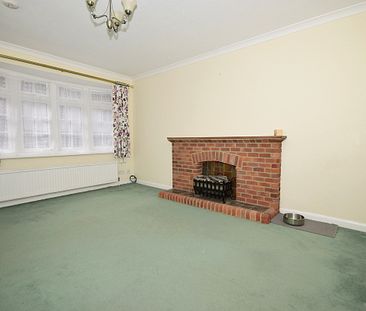 2 bedroom end of terrace house to rent - Photo 3