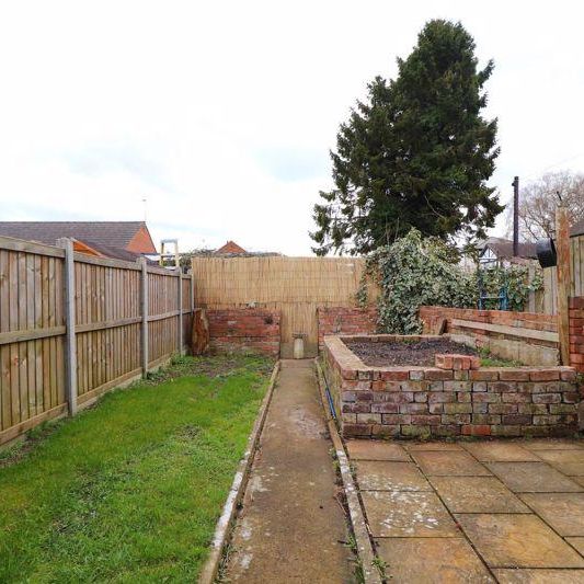 3 bedroom terraced house to rent - Photo 1