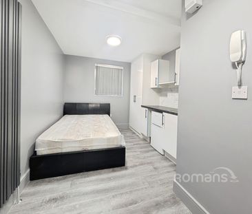 property to rent - Photo 5
