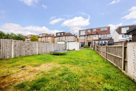 Shaldon Drive, SM4, London - Photo 2