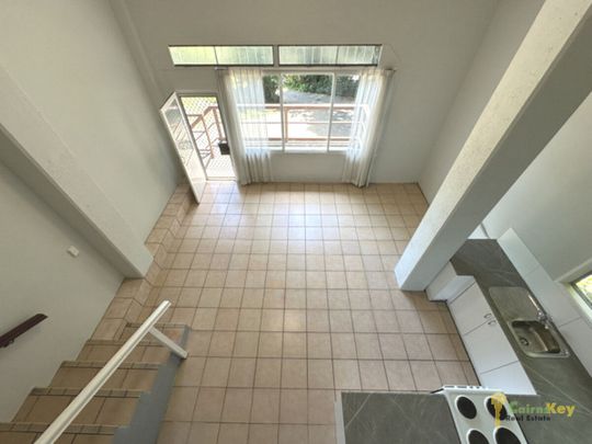 Rare Find - Studio Apartment In Stratford/Aeroglen! - Photo 1