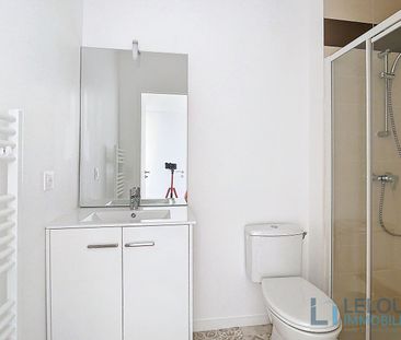 Location Appartement 2 pièces 40m² LE PETIT QUEVILLY 76140 - Photo 3