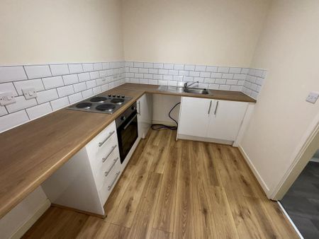 1 bedroom flat to rent - Photo 4