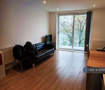 2 bedroom flat to rent - Photo 1