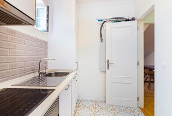 1 Bedroom Apartment, Alfama, Lisboa