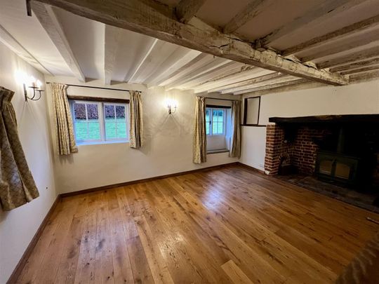 The Broadway, Petham, Canterbury - Photo 1