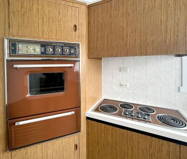 10 Adela Street, Wendouree - Photo 6