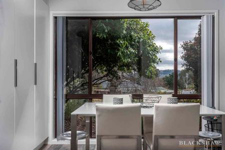 Three Bedroom Home in the Heart of Calwell! - Photo 4