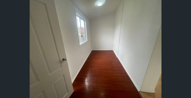 North-east facing 3 Bed house for rent in Hurstville - Photo 1