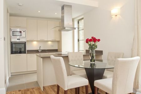 1 Bed Flat, The Circle, SE1 - Photo 5