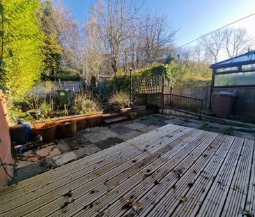 3 bedroom semi-detached house to rent - Photo 4