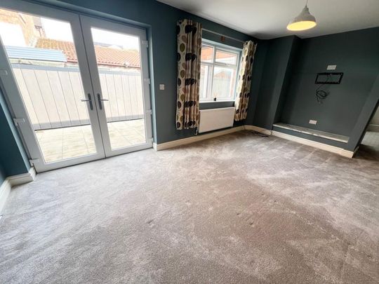 2 bedroom bungalow to rent - Photo 1