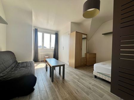 Location Appartement 1 pièce 30m² ORLEANS 45000 - Photo 3