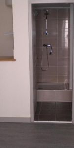 Location Appartement 1 pièce 25m² AUBENAS 07200 - Photo 3