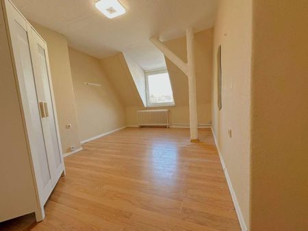 Gemütliche Dachgeschosswohnung in Heppens - Photo 2