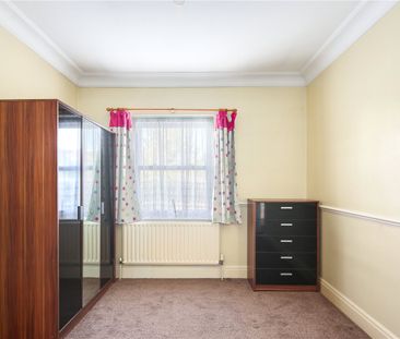 Sylvan Road, E11 - Photo 6