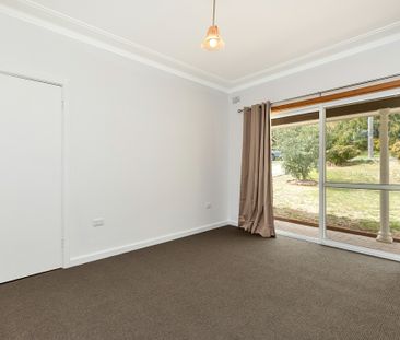 Beautifully spacious three bedroom home, in East Tamworth - Photo 4