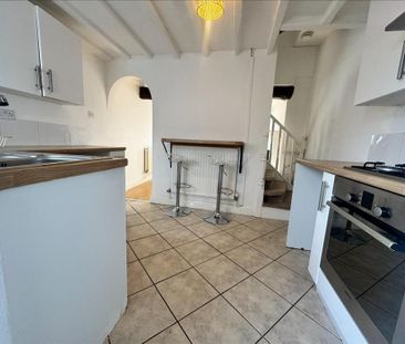 2 bedroom terraced house to rent - Photo 3